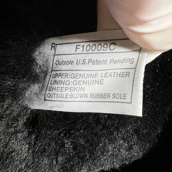 Ugg Womens 6 Black Genuine Leather & Sheepskin Tall Winter Boots Snow Sports Fun - Picture 14 of 16